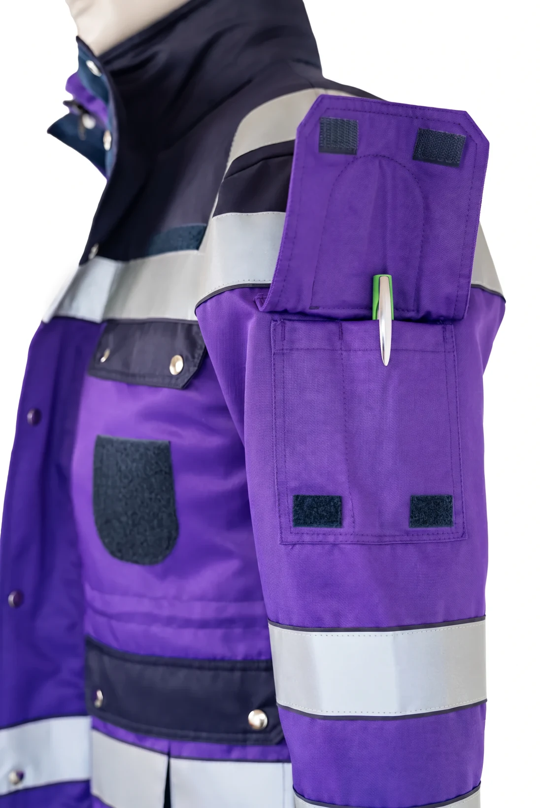 Notfallseelsorge-Jacke – Armtasche mit Stiftfach, Detailansicht